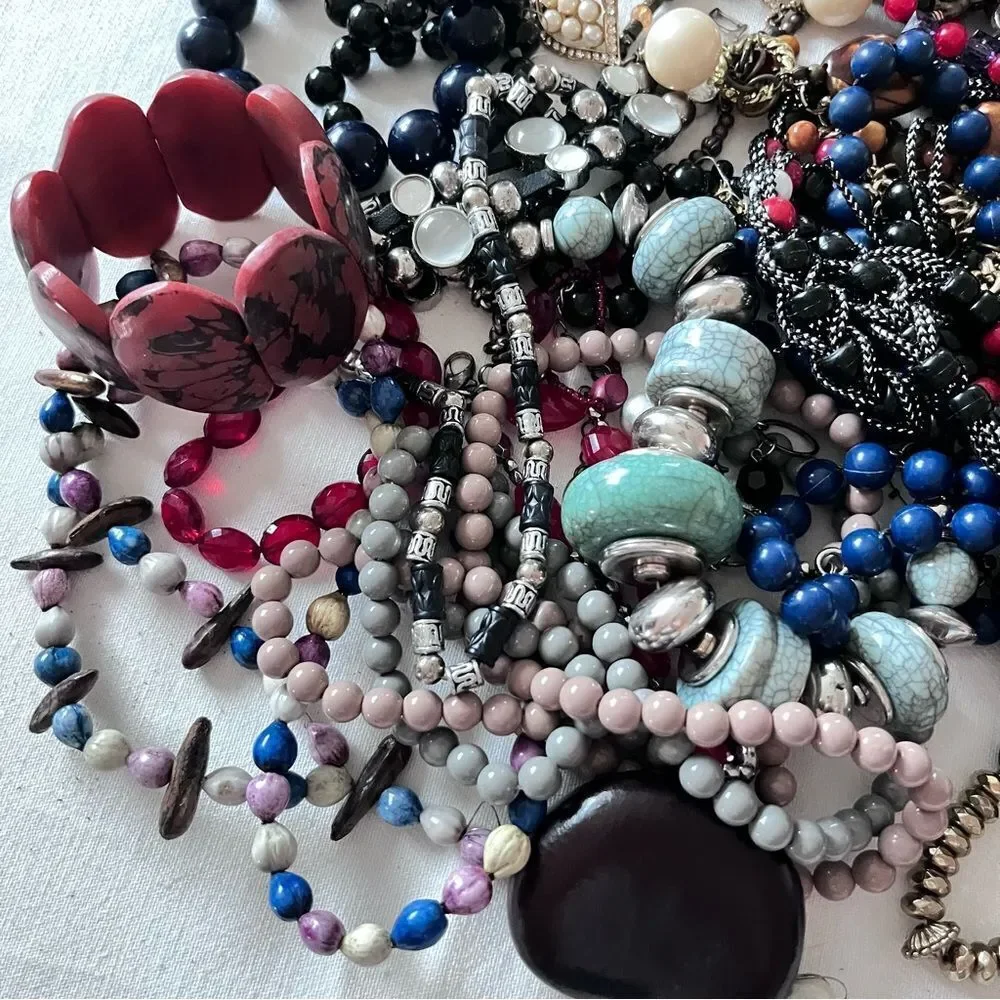 Craft/Wearable Jewelry Lot